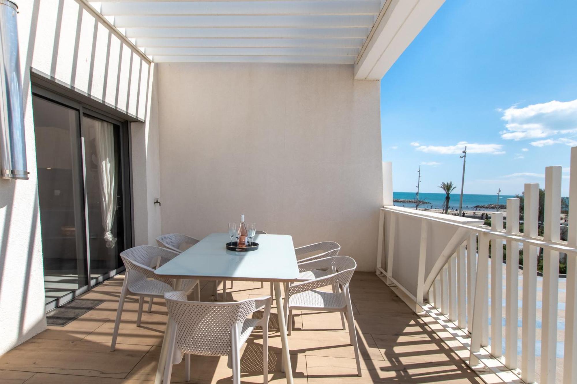 Luxury Mind Vue Exceptionnelle Pied Dans L'Eau Parkings Prives 2 Places Climatisation Hyper Centre Logement D'Exception La Grande-Motte Esterno foto